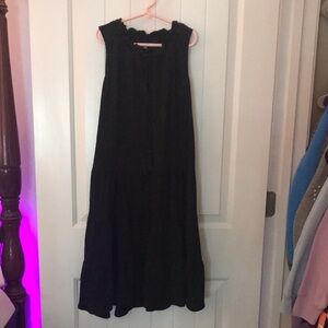 Elegant Black Sleeveless Dress